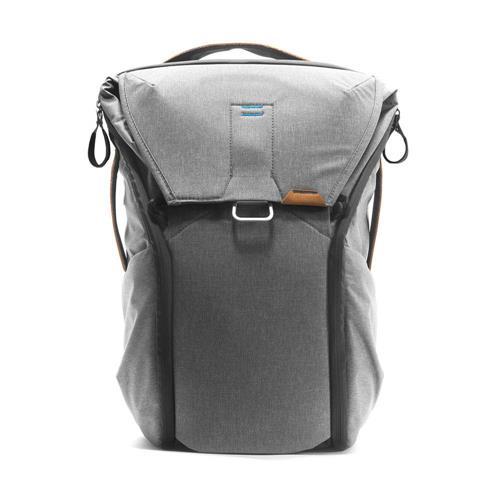 Peak Design everyday backpack in gray.